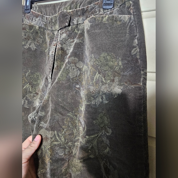 J.‎ Jill  Corduroy Pants in Olive and Pinkll - Picture 5 of 6